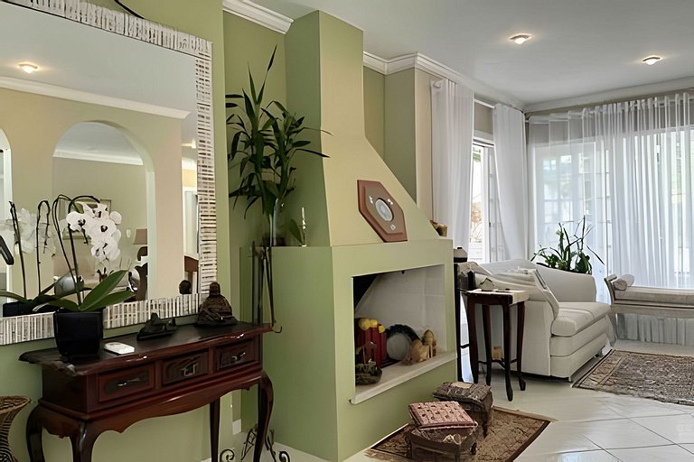 Maravilhosa Casa na Riviera | 5 Suítes | Módulo 20