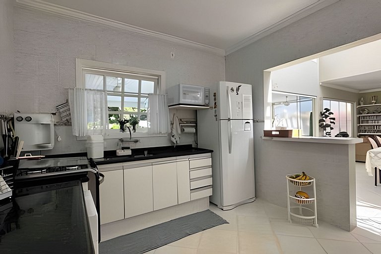 Maravilhosa Casa na Riviera | 5 Suítes | Módulo 20