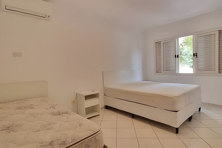 Casa de Alto Padrão | 6 Quartos @aluguel.riviera