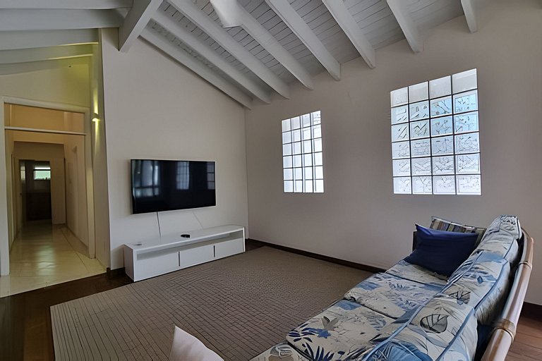 Casa de Alto Padrão | 6 Quartos @aluguel.riviera