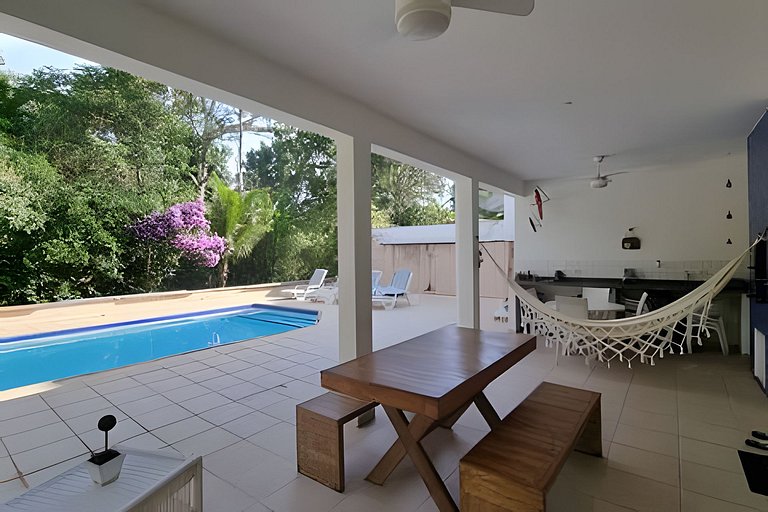 Linda Casa Térrea na Riviera | 4 Suítes | Mód. 21