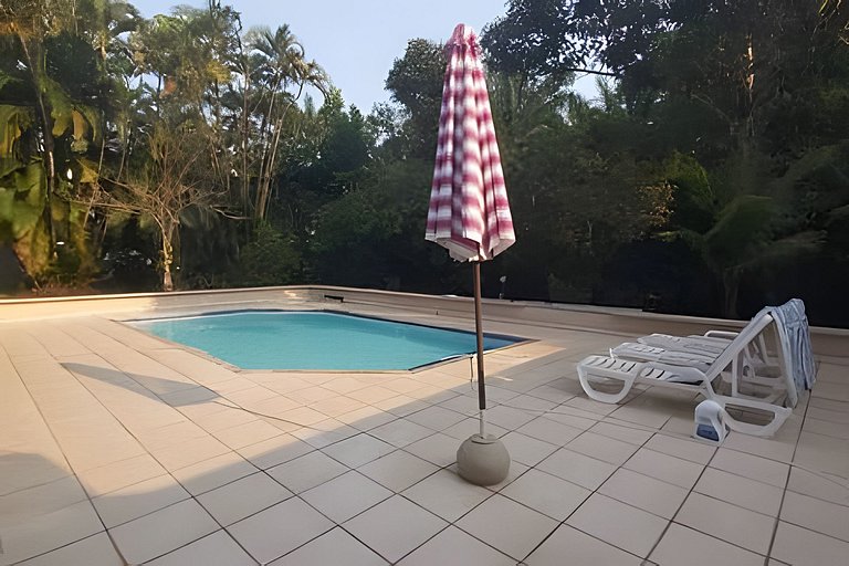 Linda Casa Térrea na Riviera | 4 Suítes | Mód. 21