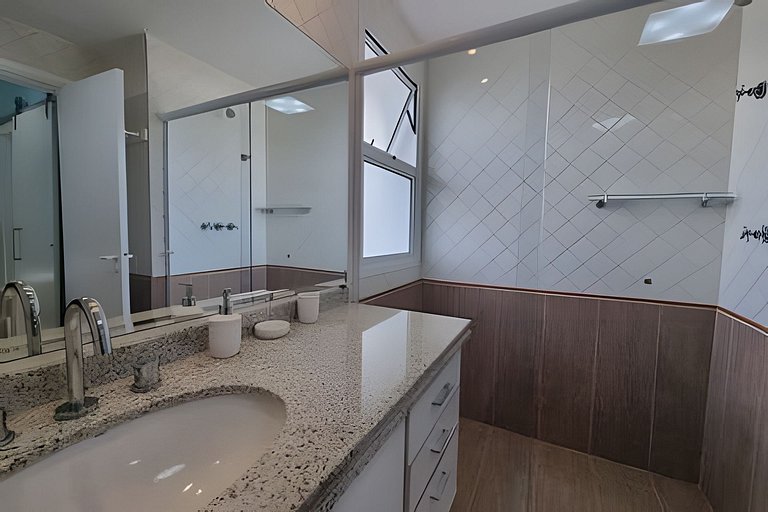 Duplex de 5 Quartos na Riviera | 50m da Praia