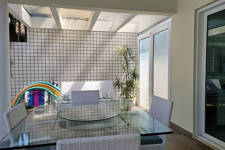 Tranquila e Espaçosa Casa na Riviera | 4 Suítes