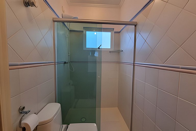 Tranquila e Espaçosa Casa na Riviera | 4 Suítes