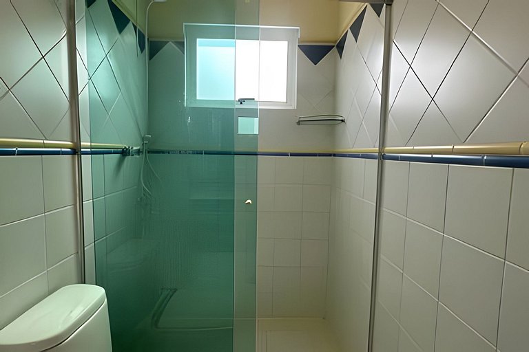 Tranquila e Espaçosa Casa na Riviera | 4 Suítes