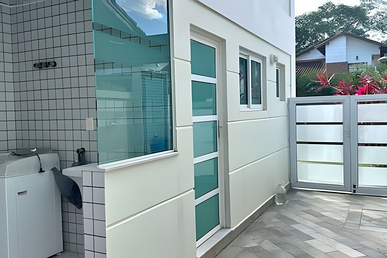 Tranquila e Espaçosa Casa na Riviera | 4 Suítes