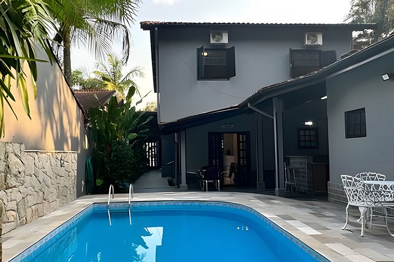 Casa Próxima à Praia na Riviera @aluguel.riviera