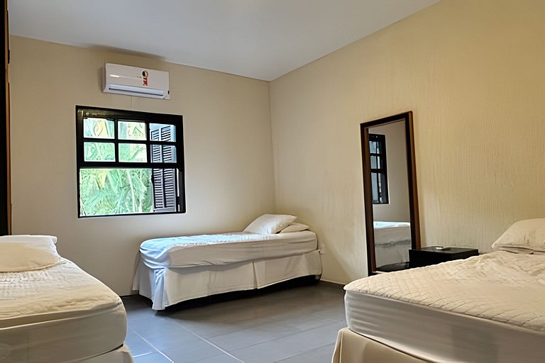 Casa Próxima à Praia Riviera | 4 Quartos | Mód 21