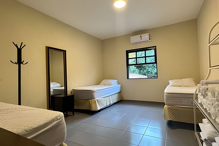 Casa Próxima à Praia Riviera | 4 Quartos | Mód 21