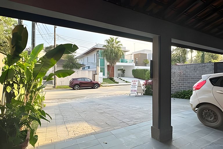 Casa Próxima à Praia Riviera | 4 Quartos | Mód 21