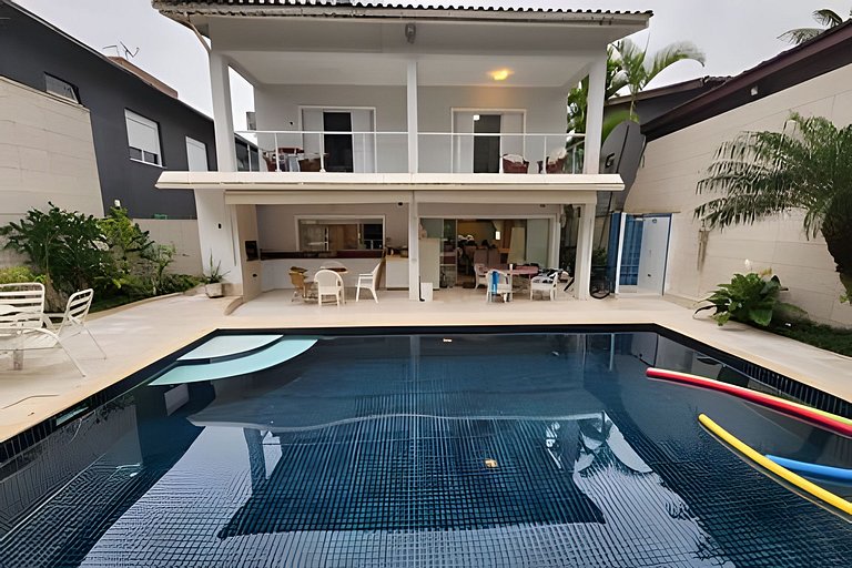 Ampla e Linda Casa | 5 Suítes | Riviera Mód 28