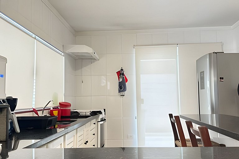 Ampla Casa - 5 Suítes na Riviera