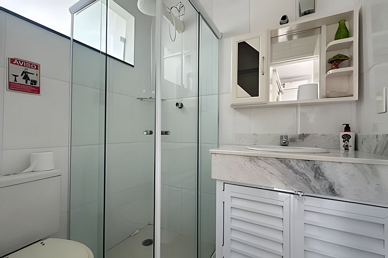 Ampla Casa - 5 Suítes na Riviera