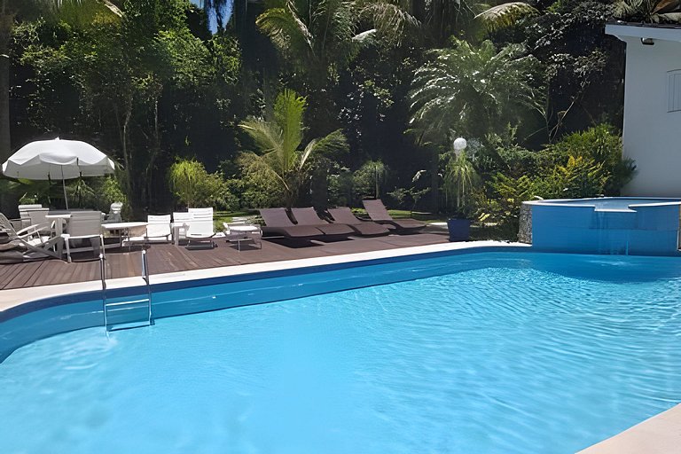 Alto Padrão na Riviera | 7 Quartos | Mód 19