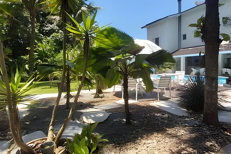 Alto Padrão na Riviera | 7 Quartos | Mód 19