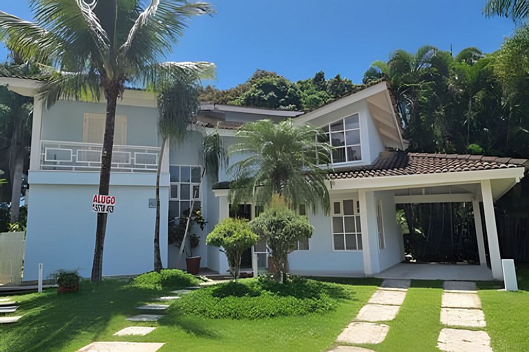 Piscina Aquecida - Casa  de 5 Suítes na Riviera