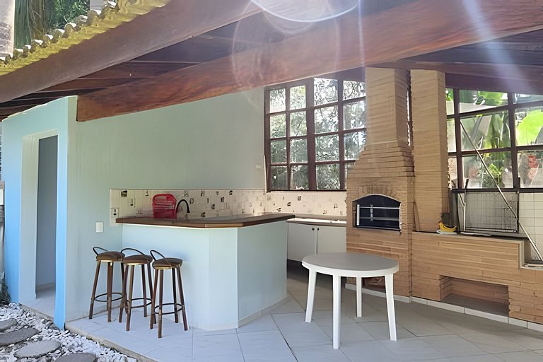 Piscina Aquecida - Casa  de 5 Suítes na Riviera