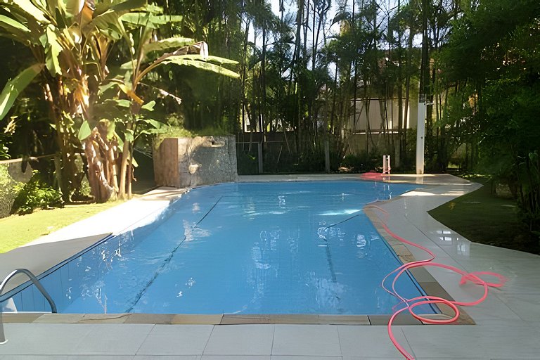 Piscina Aquecida - Casa  de 5 Suítes na Riviera
