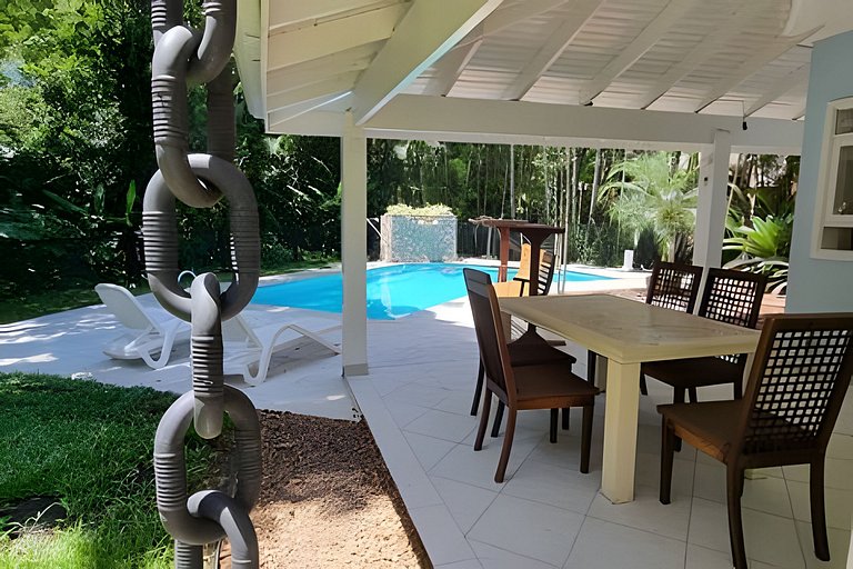 Piscina Aquecida - Casa  de 5 Suítes na Riviera