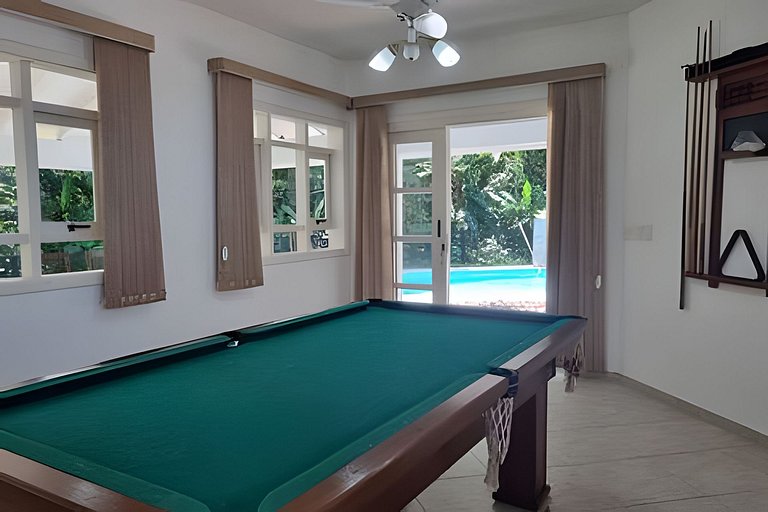 Piscina Aquecida - Casa  de 5 Suítes na Riviera