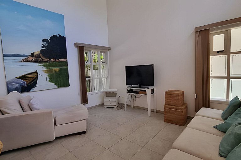 Piscina Aquecida - Casa  de 5 Suítes na Riviera