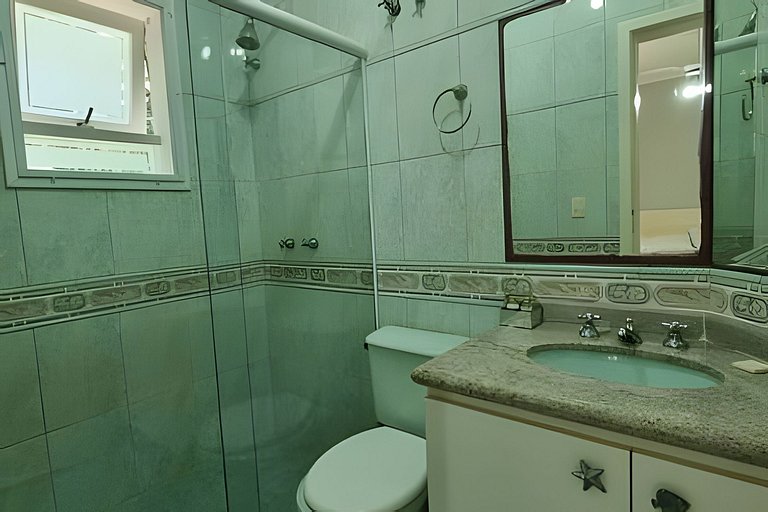 Piscina Aquecida - Casa  de 5 Suítes na Riviera