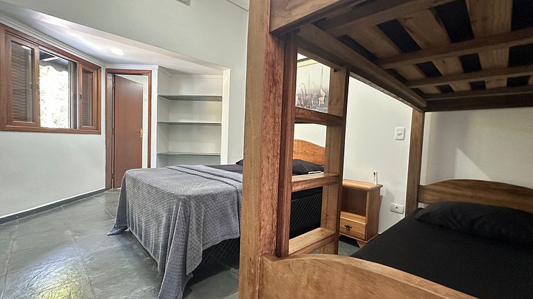 Ampla Casa de 5 Suítes | Módulo 28