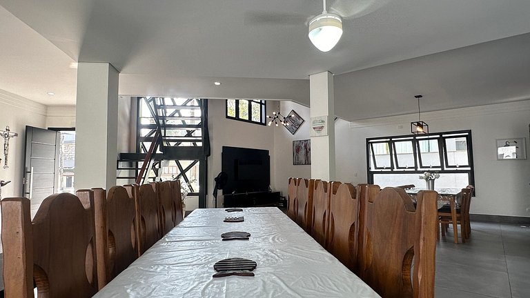 Ampla Casa de 5 Suítes | Módulo 28