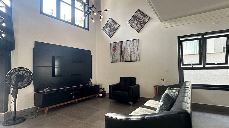 Ampla Casa de 5 Suítes | Módulo 28