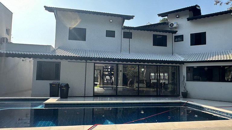 Ampla Casa de 5 Suítes | Módulo 28