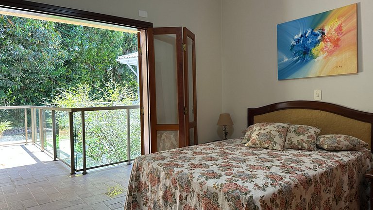 Belíssima Casa de 5 Suítes com Campo de Futebol | Módulo 20