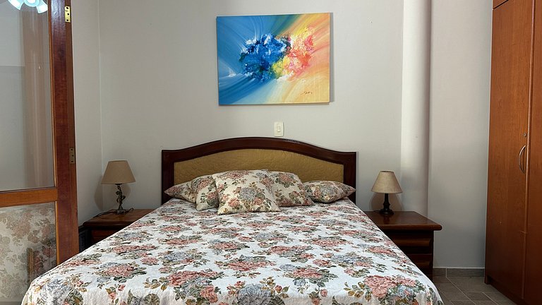 Belíssima Casa de 5 Suítes com Campo de Futebol | Módulo 20