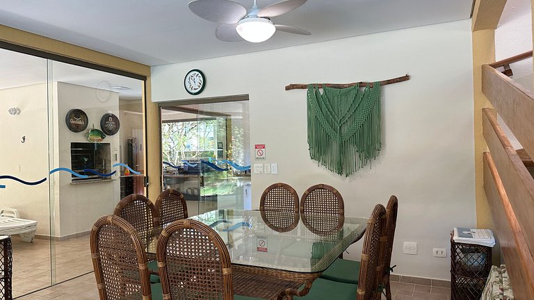 Belíssima Casa de 5 Suítes com Campo de Futebol | Módulo 20