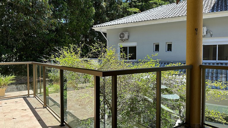 Belíssima Casa de 5 Suítes com Campo de Futebol | Módulo 20