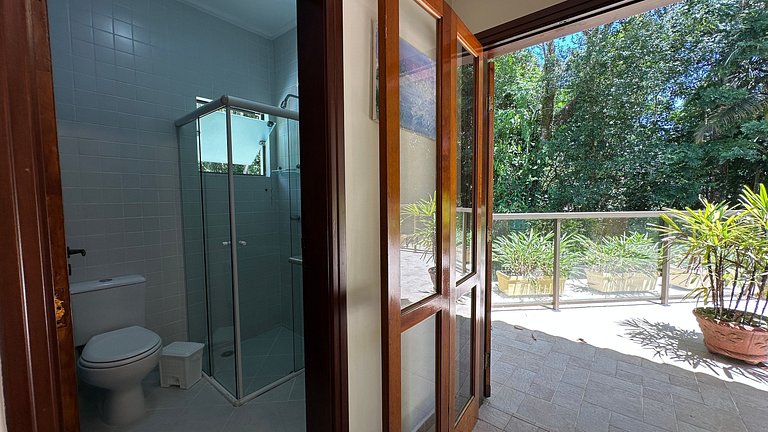 Belíssima Casa de 5 Suítes com Campo de Futebol | Módulo 20