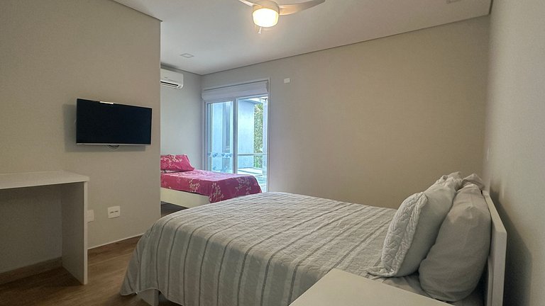 Casa de Alto Padrão | 6 Suítes | Módulo 4