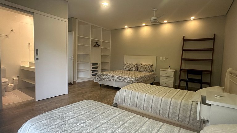 Casa de Alto Padrão | 6 Suítes | Módulo 4
