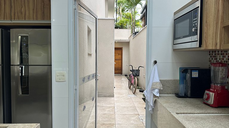 Casa de Alto Padrão | 6 Suítes | Módulo 4