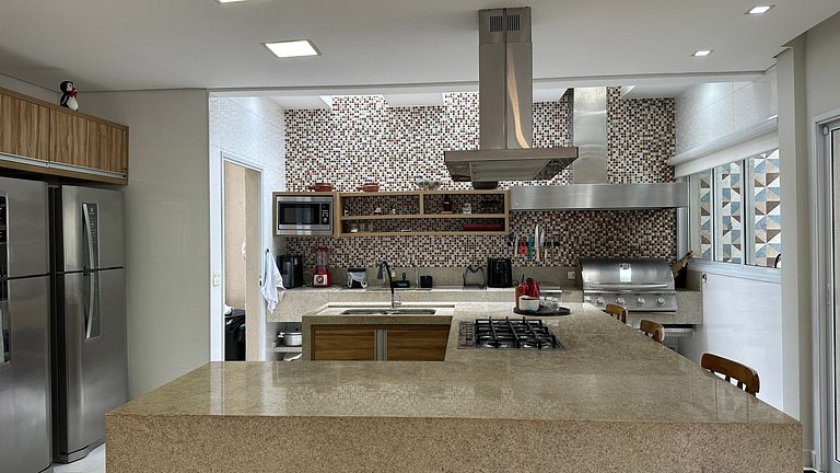 Casa de Alto Padrão | 6 Suítes | Módulo 04