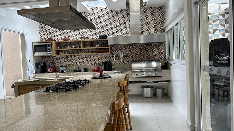 Casa de Alto Padrão | 6 Suítes | Módulo 04