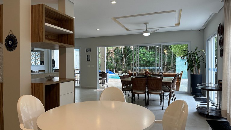Casa de Alto Padrão | 6 Suítes | Módulo 4