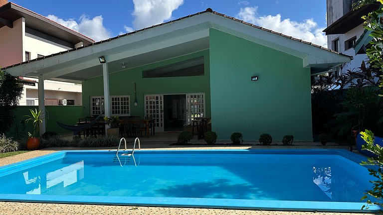 A Campeã da Riviera! Casa Térrea Piscina Aquecida