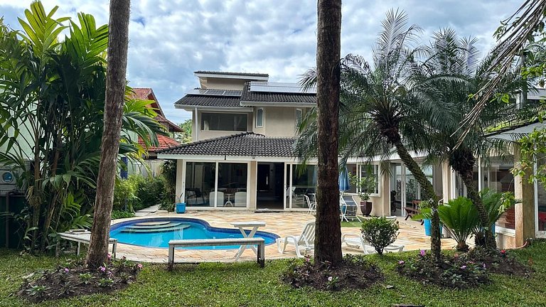 A Melhor da Riviera! 5 Suítes | Piscina Aquecida