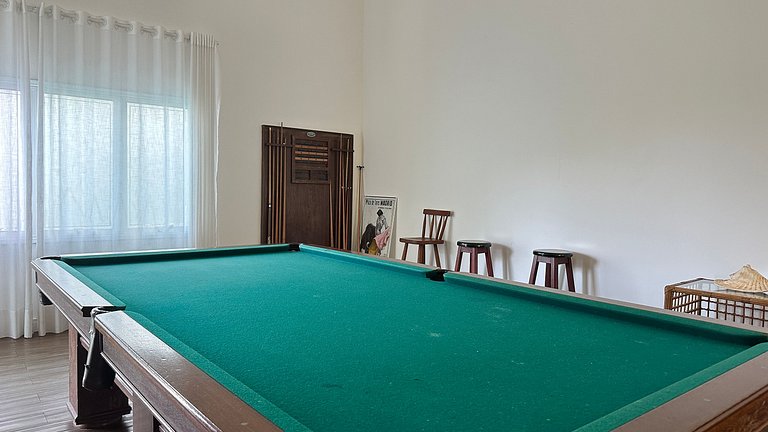 Alto Padrão na Riviera | 7 Quartos | Mód 19
