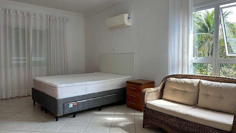 Alto Padrão na Riviera | 7 Quartos | Mód 19