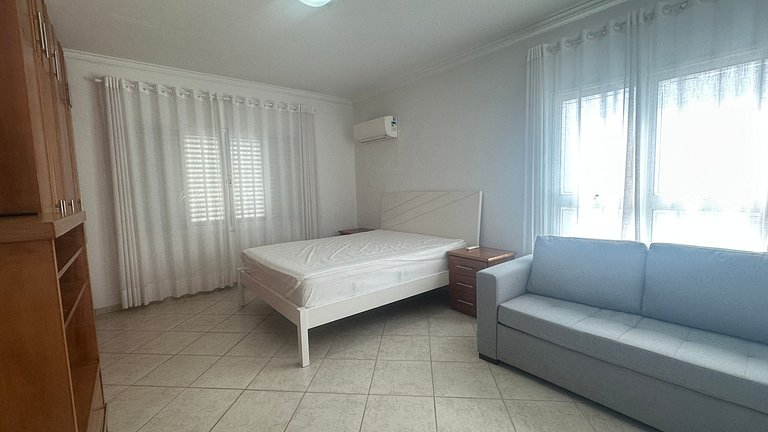 Alto Padrão na Riviera | 7 Quartos | Mód 19