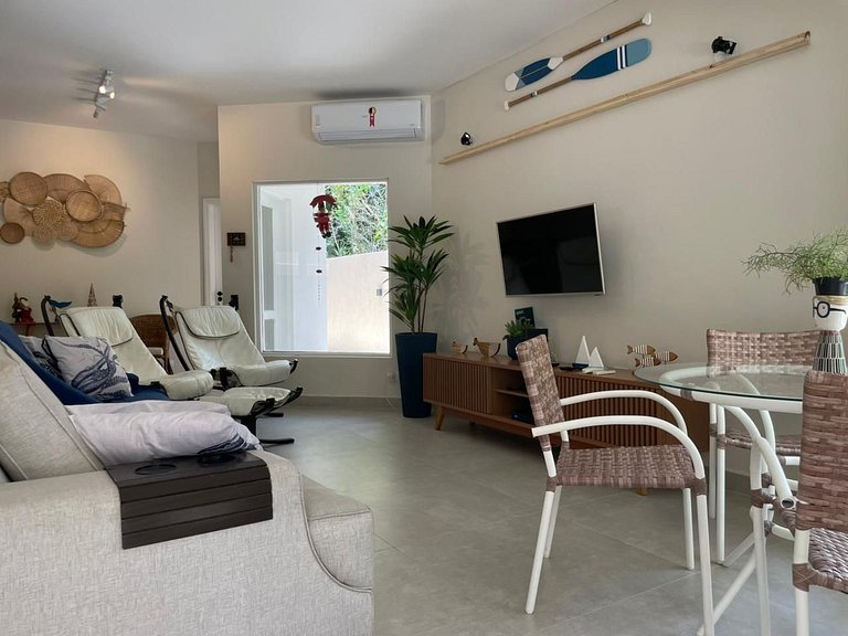 Linda Casa Térrea na Riviera | 4 Suítes | Mód. 21