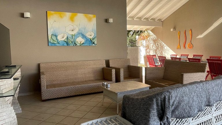 Magnífica Mansão | 10 Suítes | Próxima à Praia