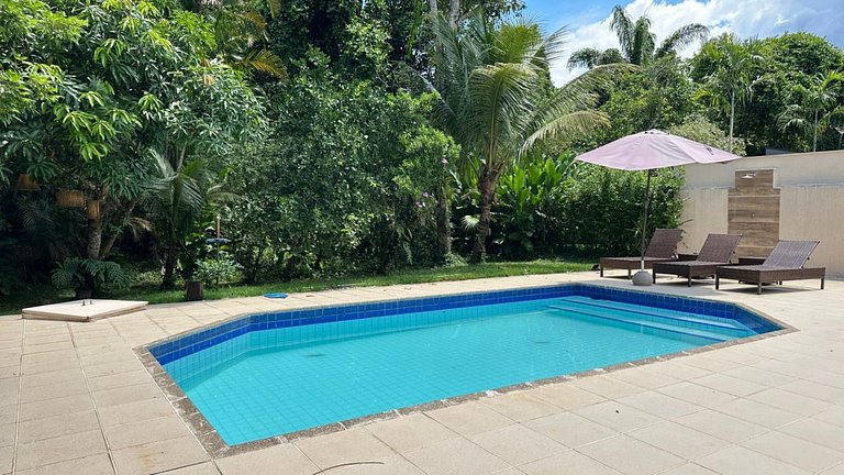 Linda Casa Térrea na Riviera | 4 Suítes | Mód. 21